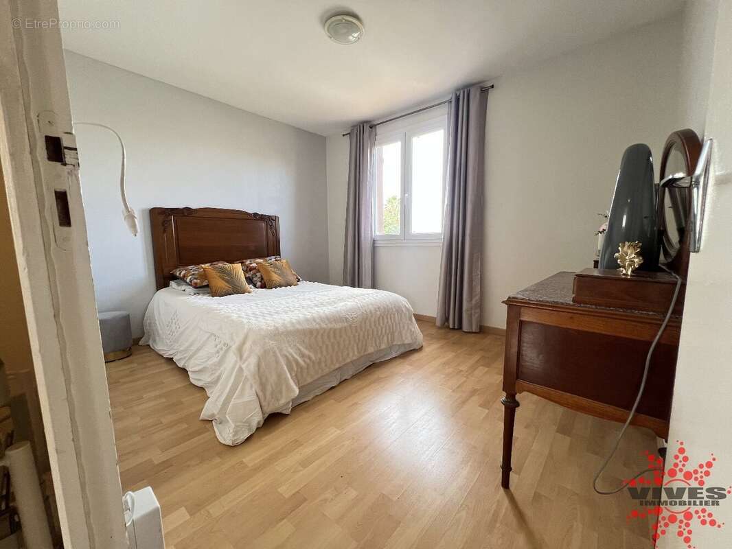 Maison à NISSAN-LEZ-ENSERUNE