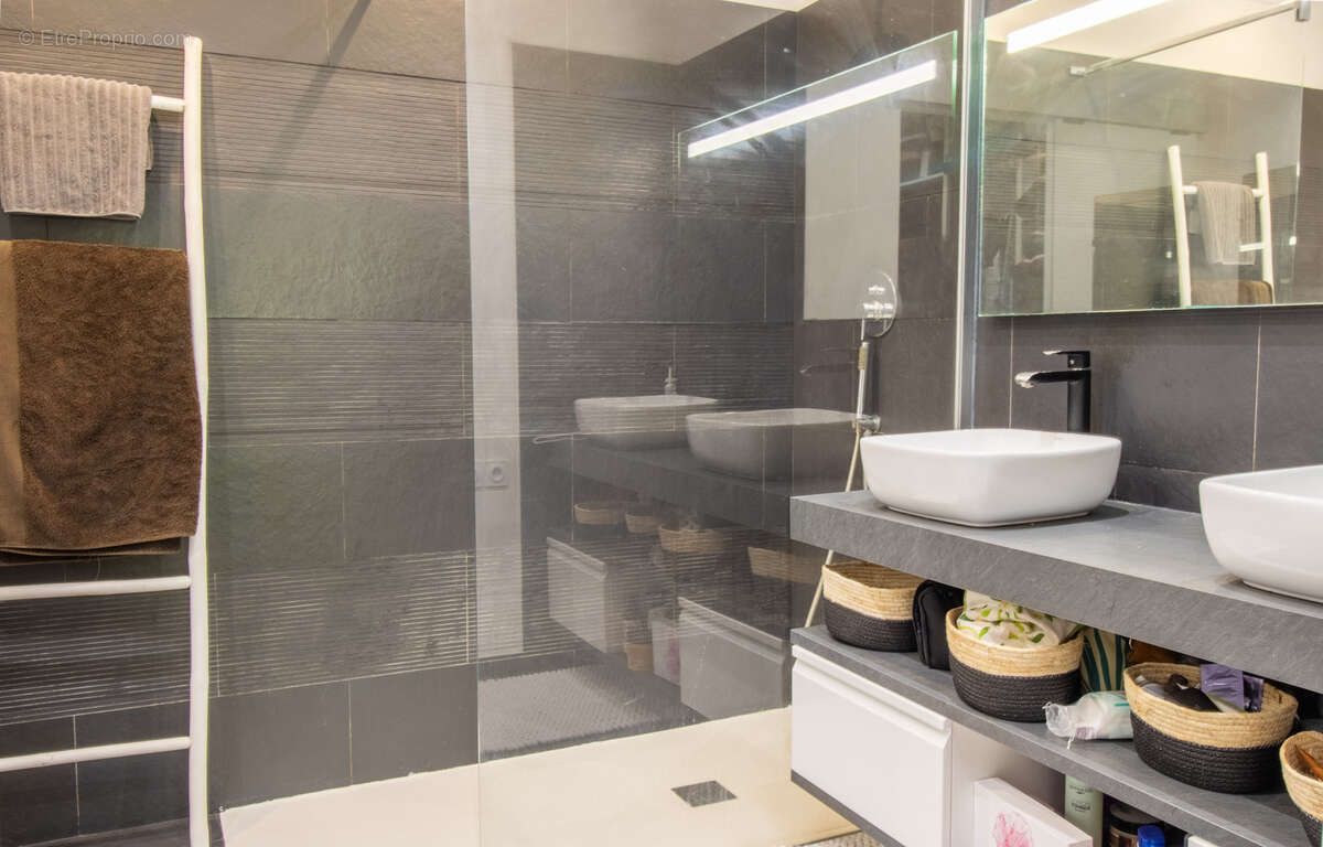 Maison à LA LONDE-LES-MAURES