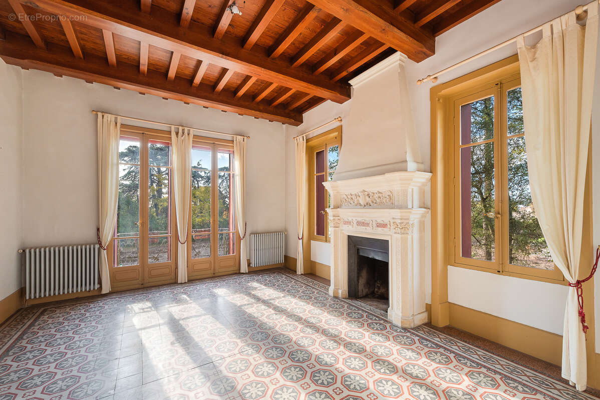 Villa 217 m2 en centre d'Uzès avec jardin de 300 m2 - photo 5