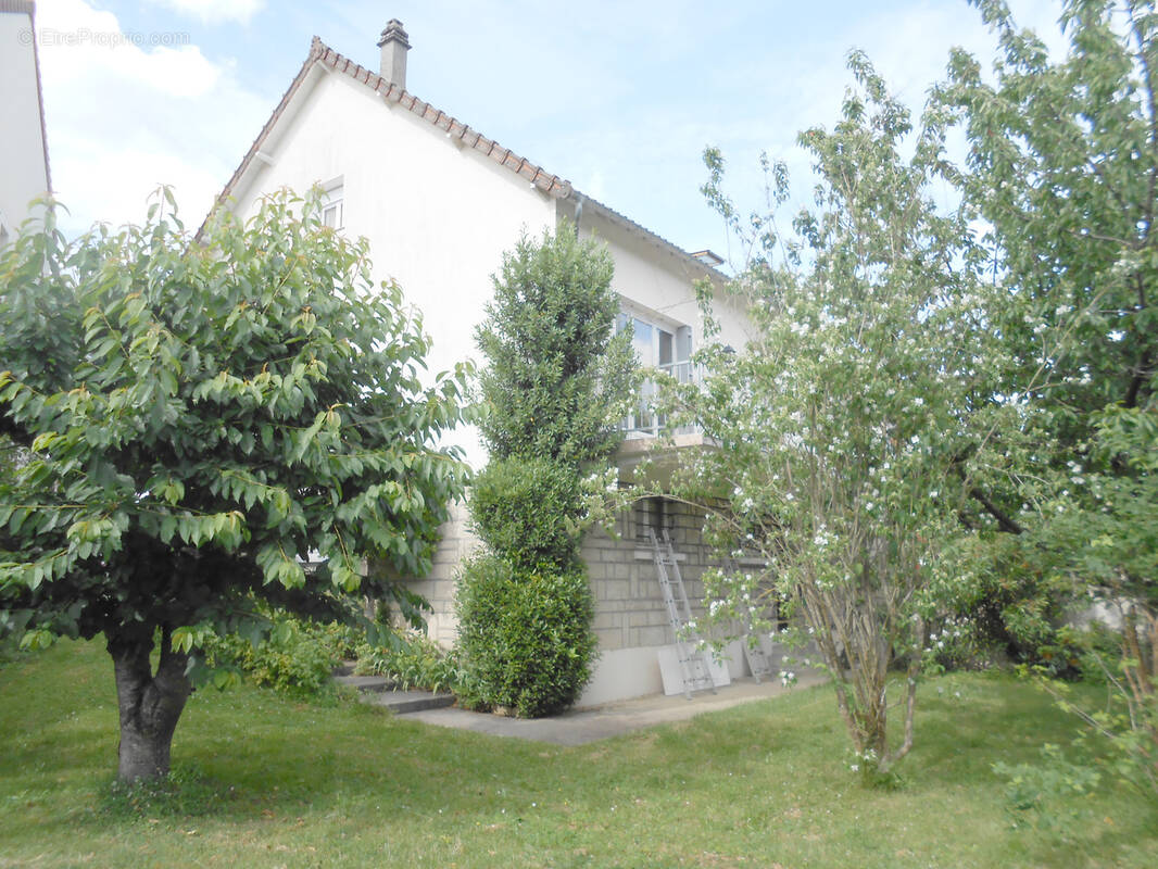 Maison à ORMESSON-SUR-MARNE