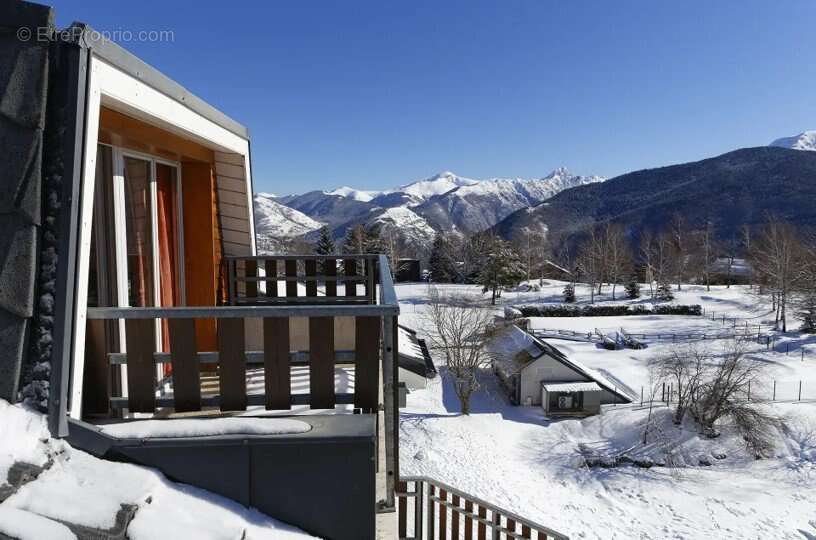 Appartement à AX-LES-THERMES