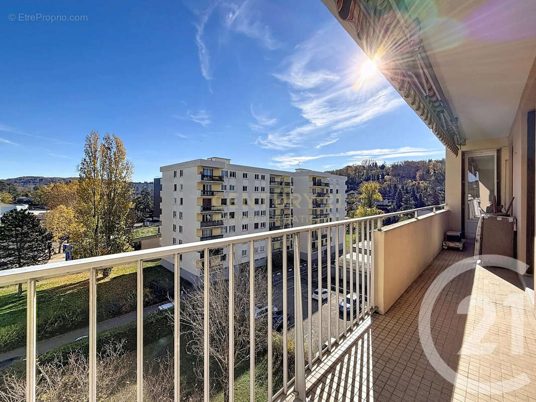 Appartement à BOURGOIN-JALLIEU