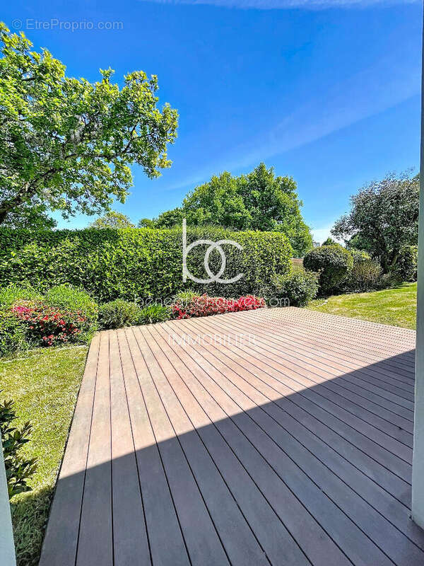 Maison d'architecte de 186.32 m² - Havre de paix à Vannes - photo 7
