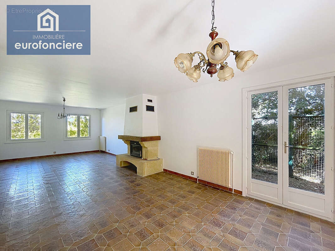 Maison à CRENEY-PRES-TROYES