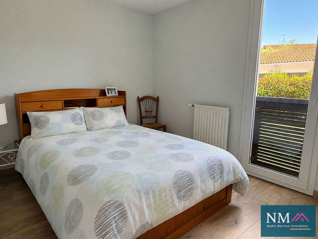 Appartement à SAINT-PIERRE-D'IRUBE