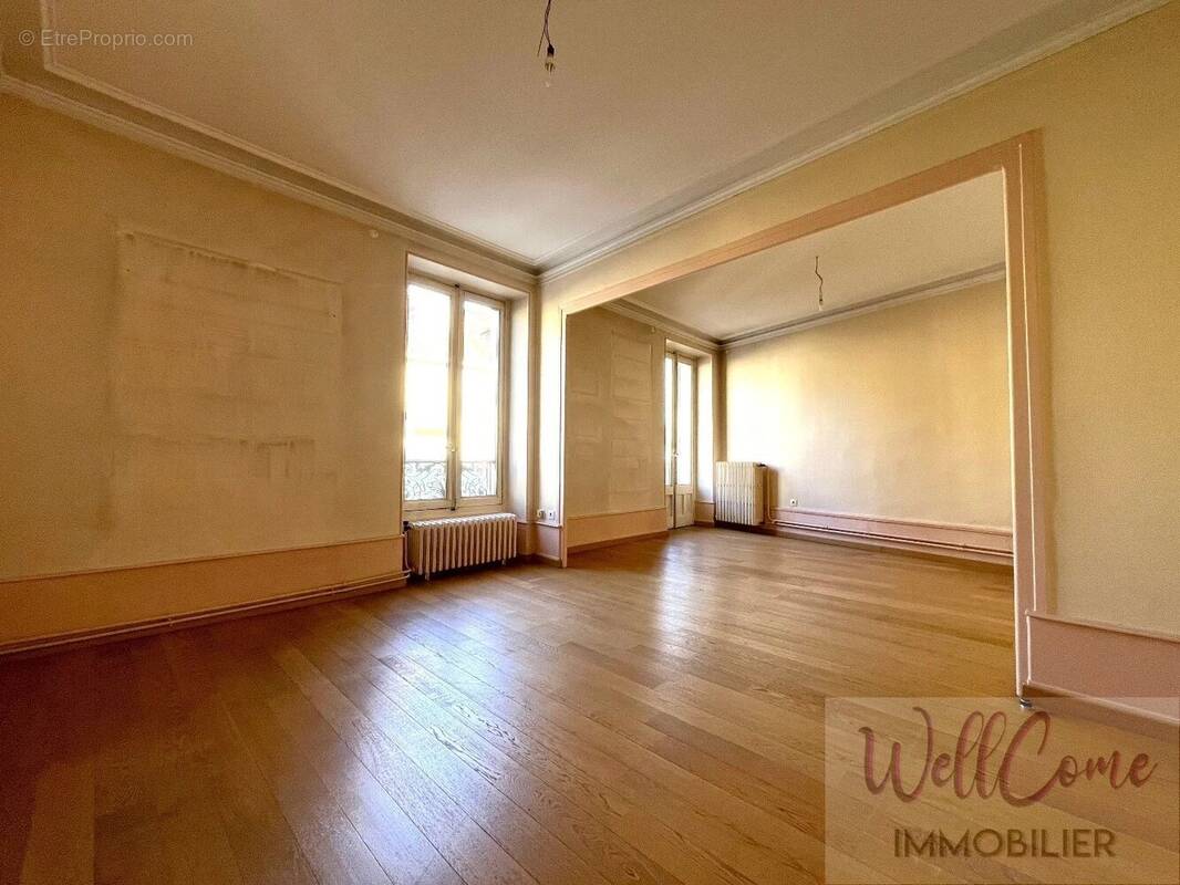 Appartement à AIX-LES-BAINS