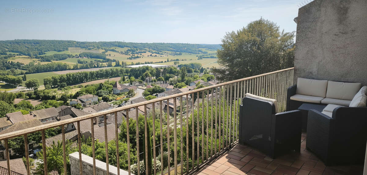 Élégante demeure en pierre du XVIIe siècle avec jardins et vue imprenable à Lauzerte - photo 16