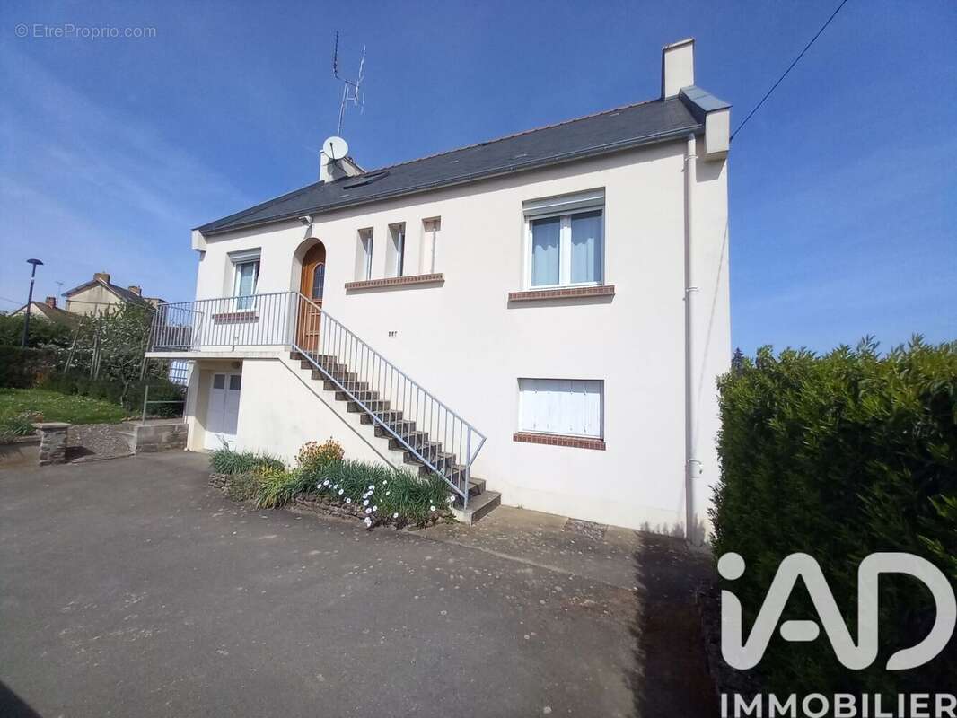 Maison 93 m² à Saint-Ouen-De-Mimbre  - photo 2