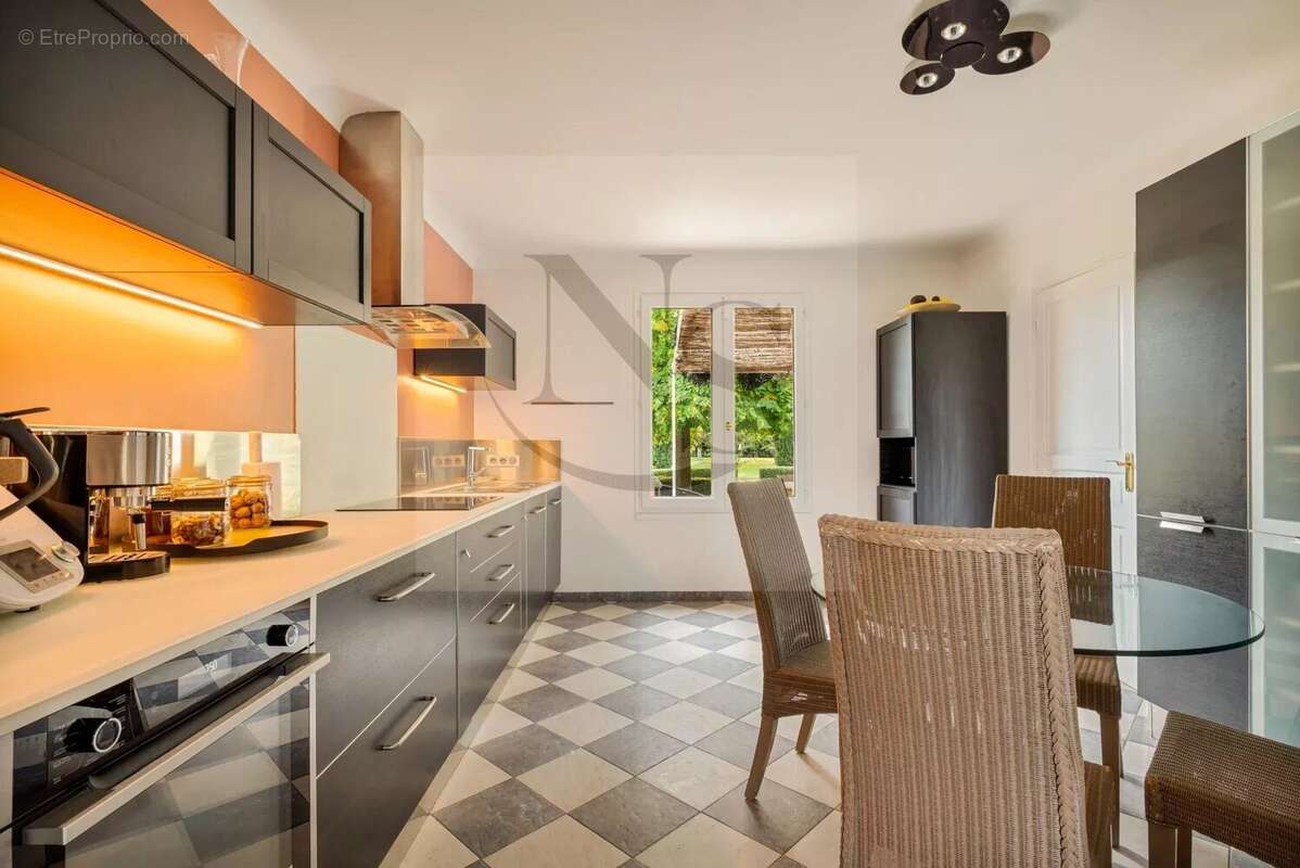 Maison à AIX-EN-PROVENCE