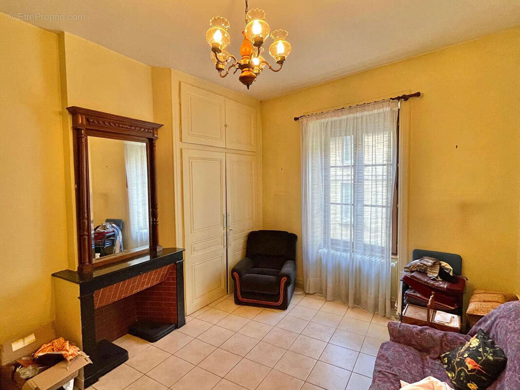 Appartement à LA TOUR-DU-PIN