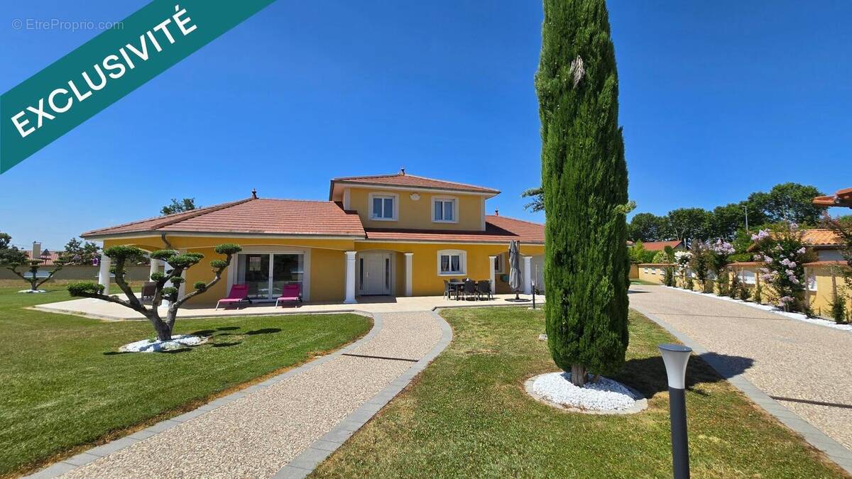 Photo 1 - Maison à JONAGE