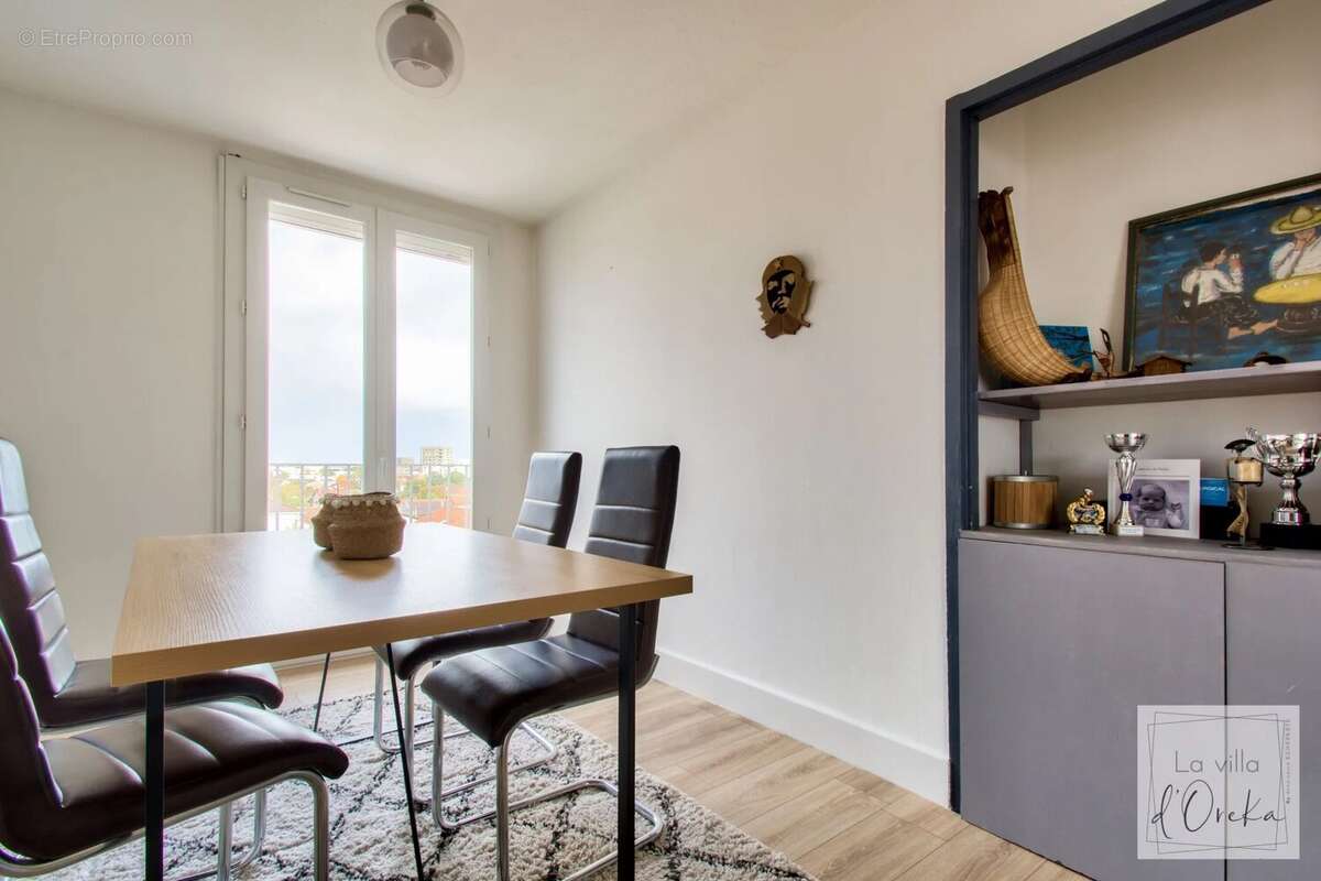 Appartement à VILLENAVE-D'ORNON