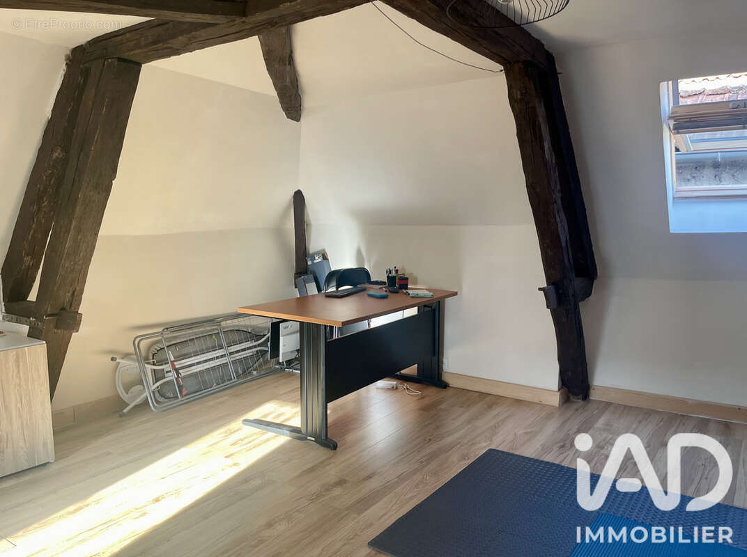 Maison 55 m² à Villeneuve-Sur-Yonne  - photo 8