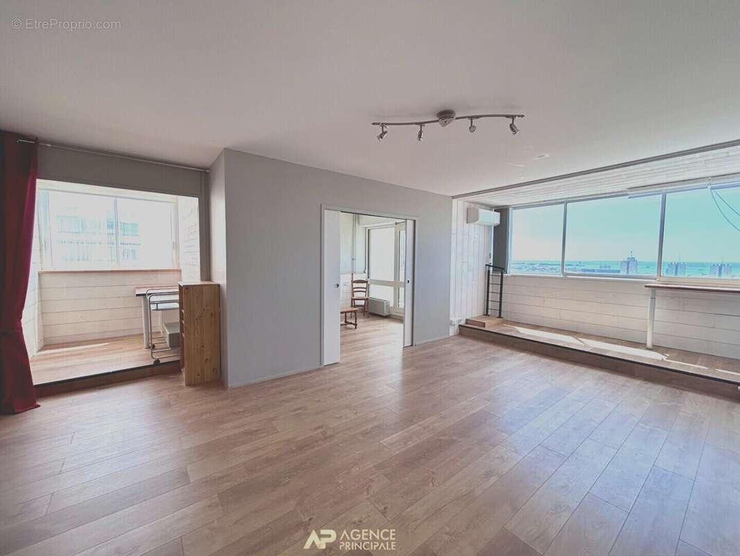 Appartement  3 pièces - Garage - Vue mer - photo 3