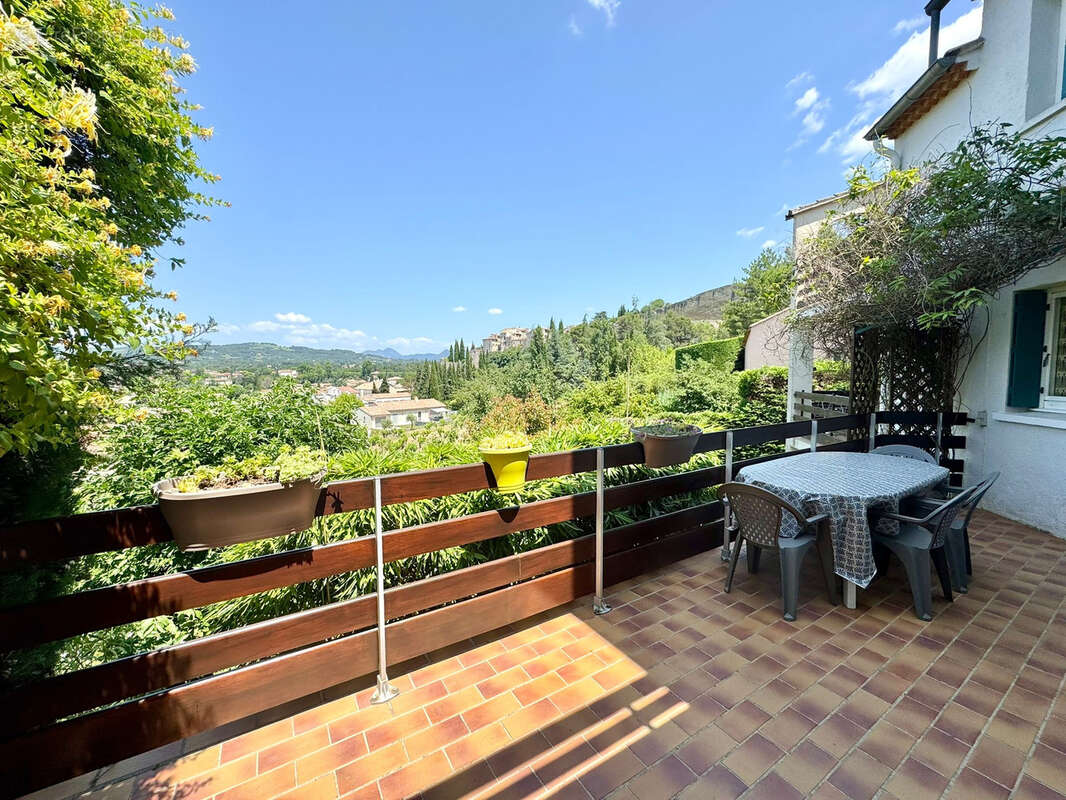 Appartement à VAISON-LA-ROMAINE