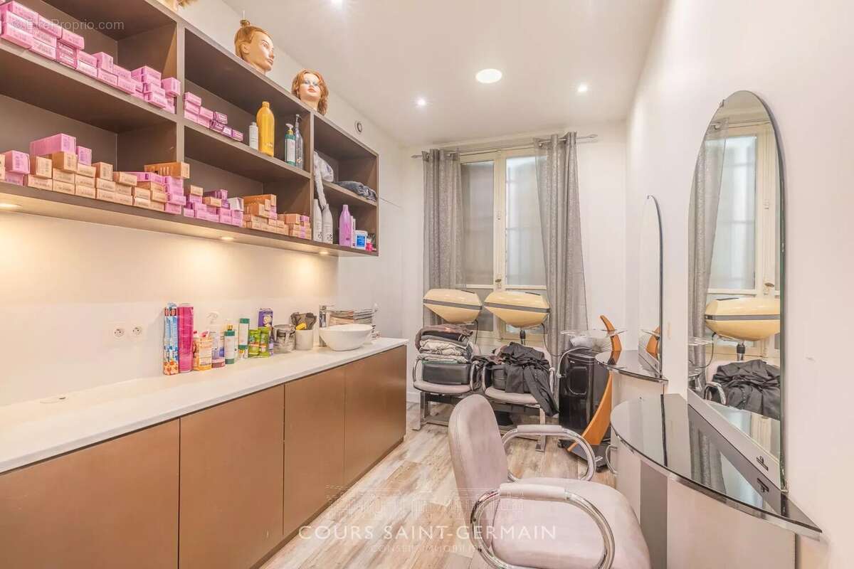 Commerce à PARIS-15E