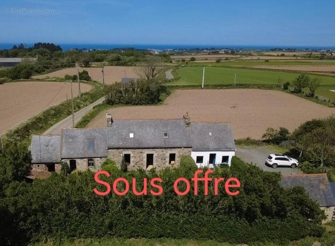Photo 1 - Maison à PLOUGRESCANT