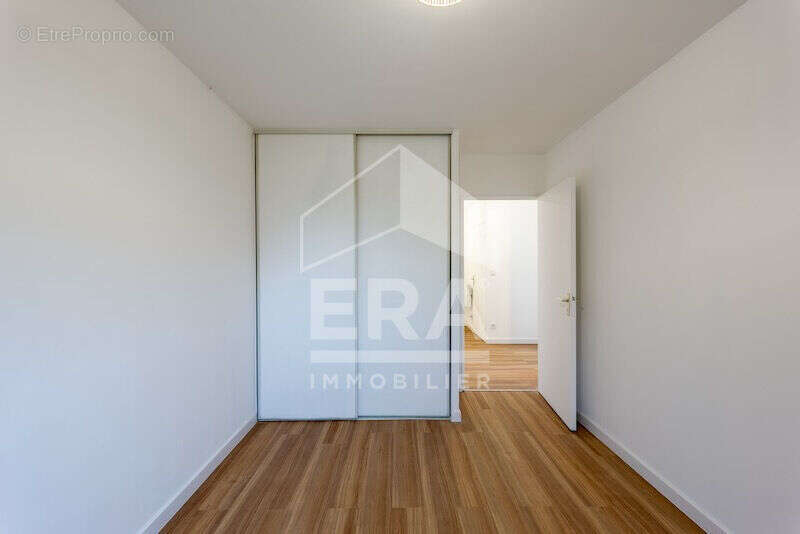Appartement à SAINT-GENIS-LAVAL