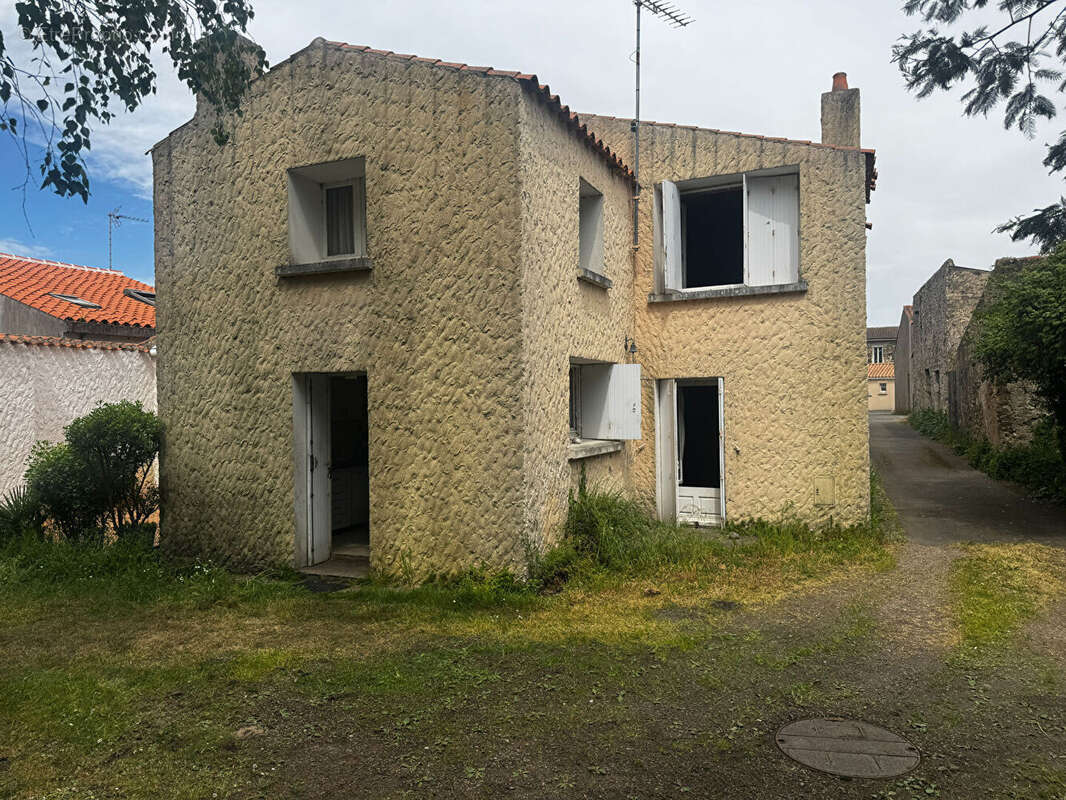 Maison Les Sables D Olonne 4 pièce(s) 102 m2 - photo 2