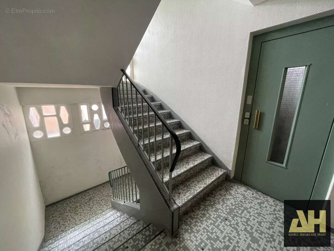 Brest saint-martin - appartement t3 de 67 m² - excellent etat - terrasse - ascenseur - photo 10