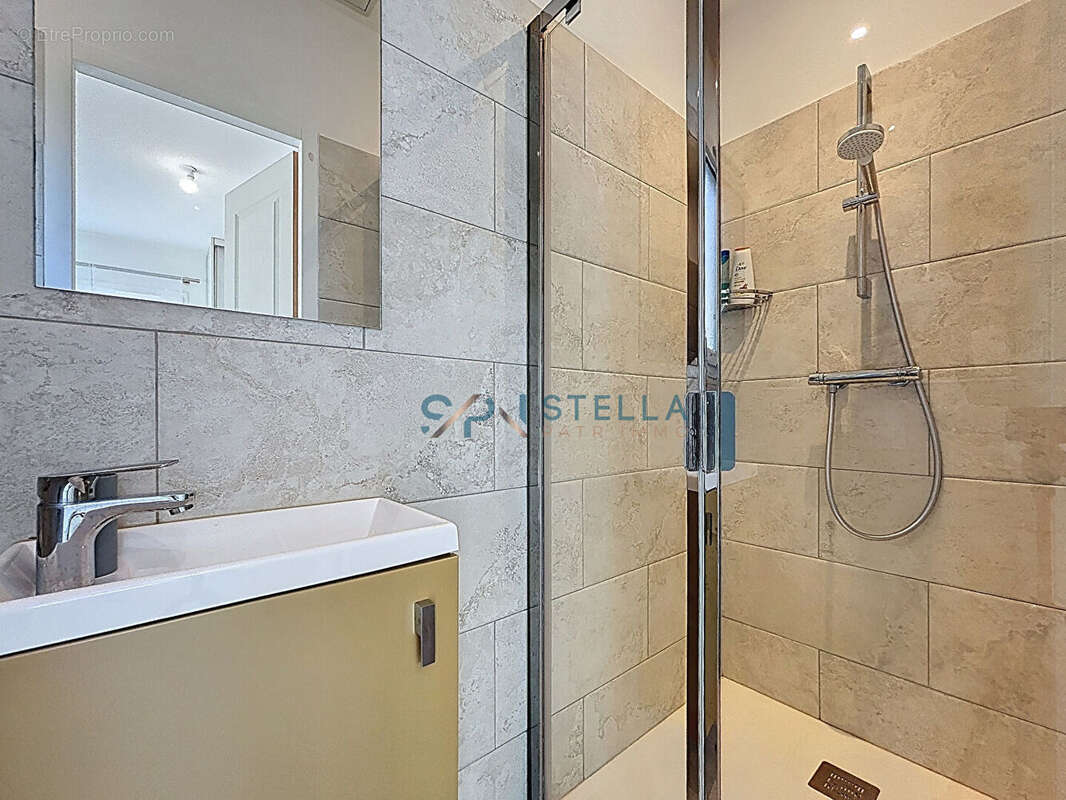 Maison avec dépendances et piscine - photo 15