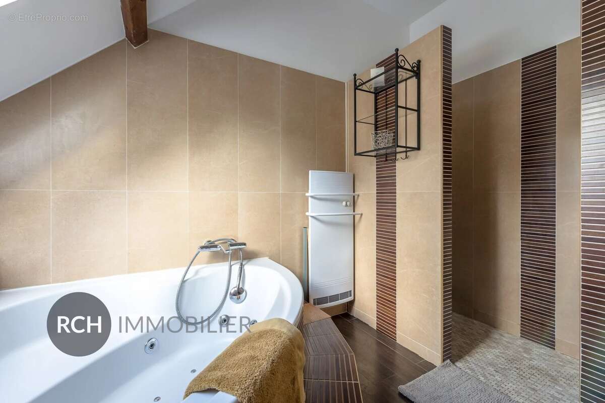 Maison à MONTFORT-L&#039;AMAURY