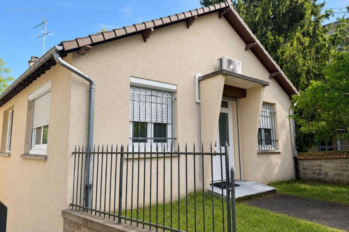 Appartement à CORBEIL-ESSONNES