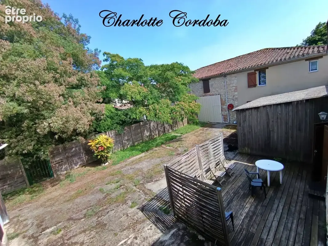 Vivre votre rêve : La ferme de caractère qui pourrait changer votre vie à Feugarolles - photo 4