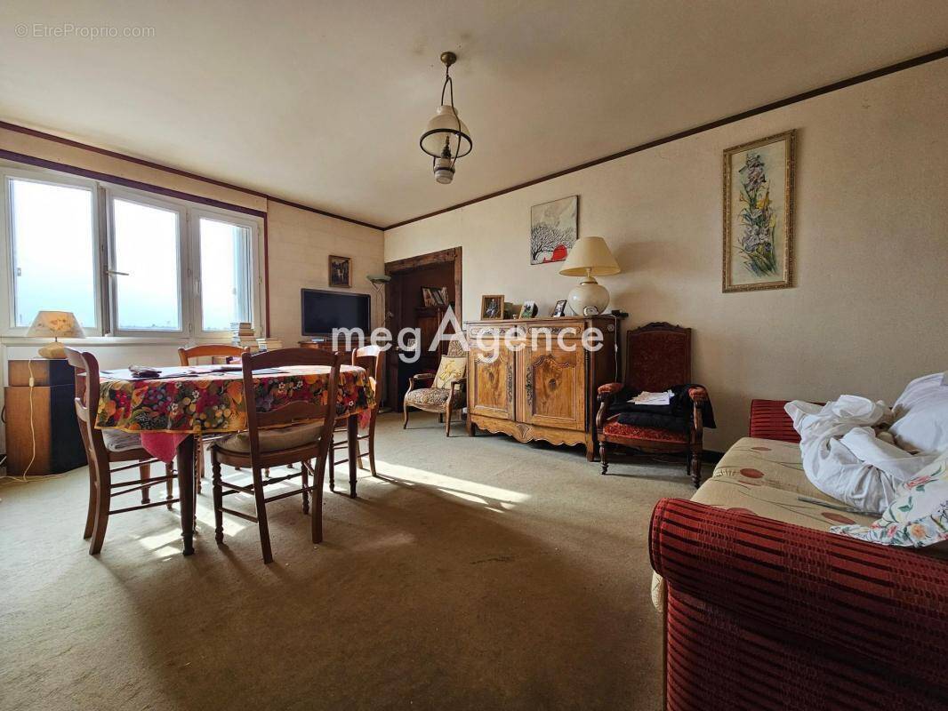 Appartement à MANTES-LA-VILLE