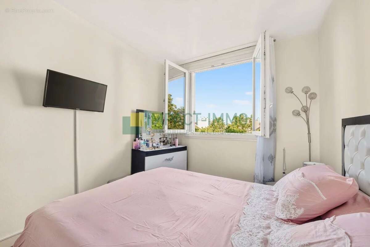 Appartement à CLICHY