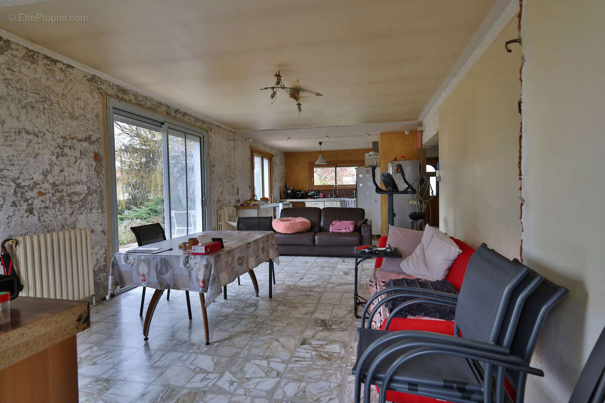 Maison à MOIDIEU-DETOURBE