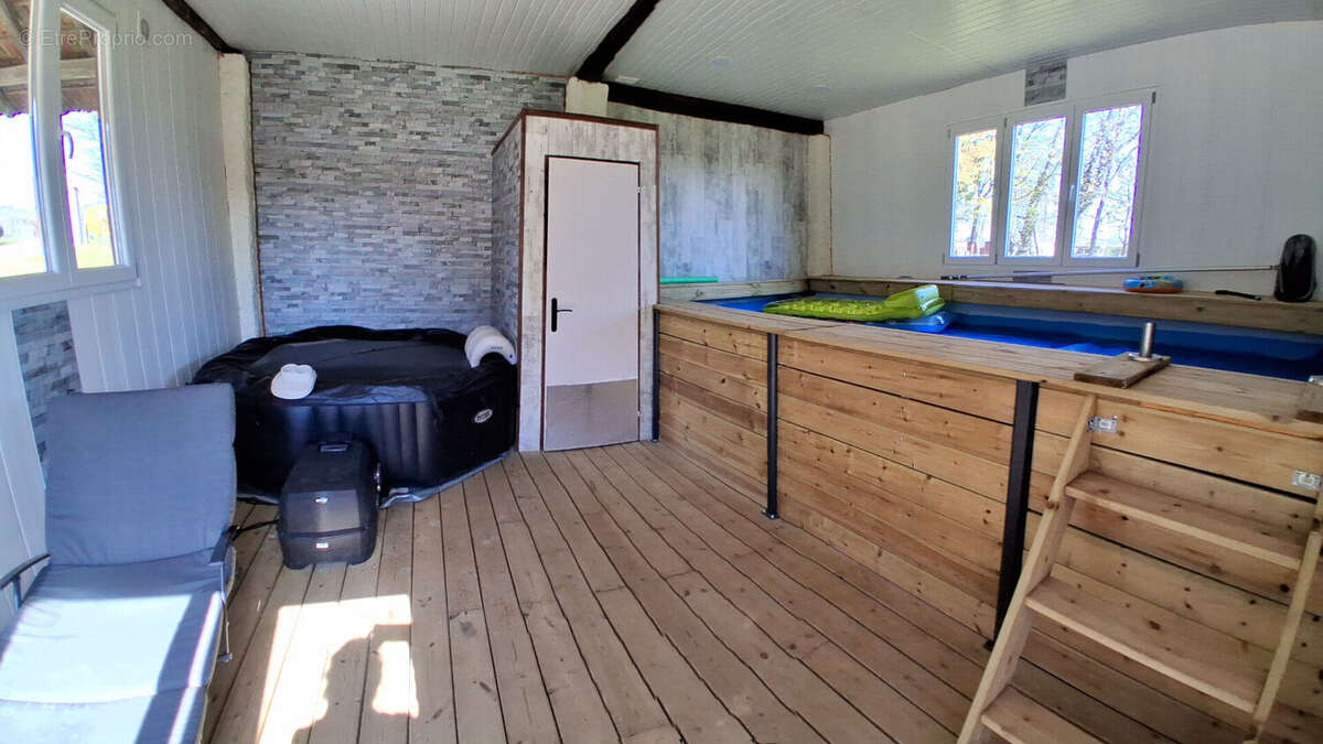 Maison à SAINT-GERMAIN-DU-BOIS