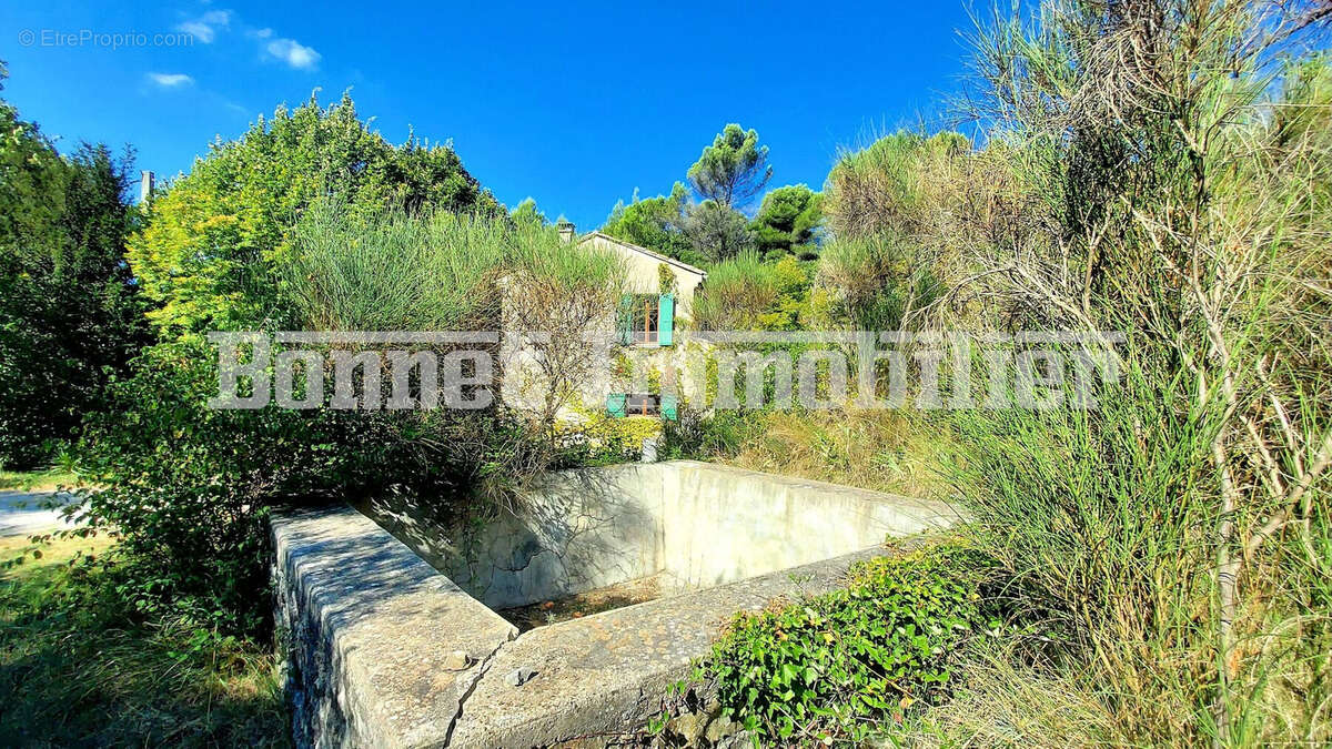 Maison à CHATEAUNEUF-DE-BORDETTE
