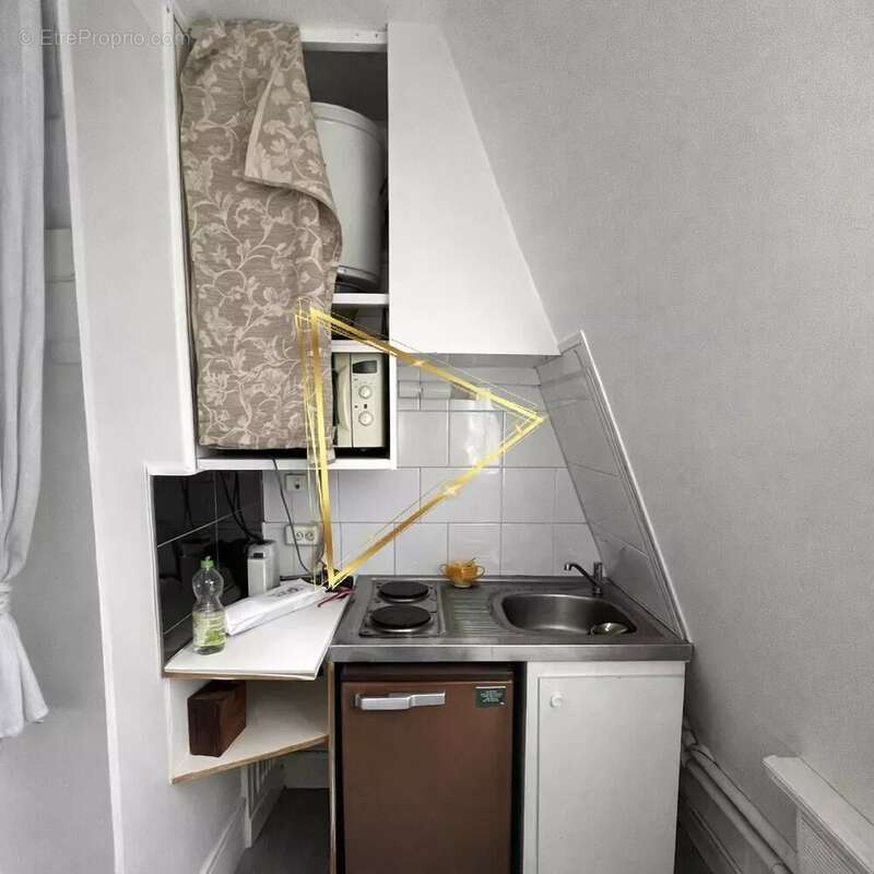 Appartement à PARIS-8E