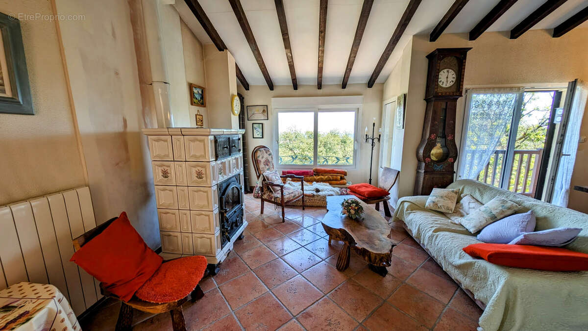 Maison à LAROQUE-DES-ALBERES