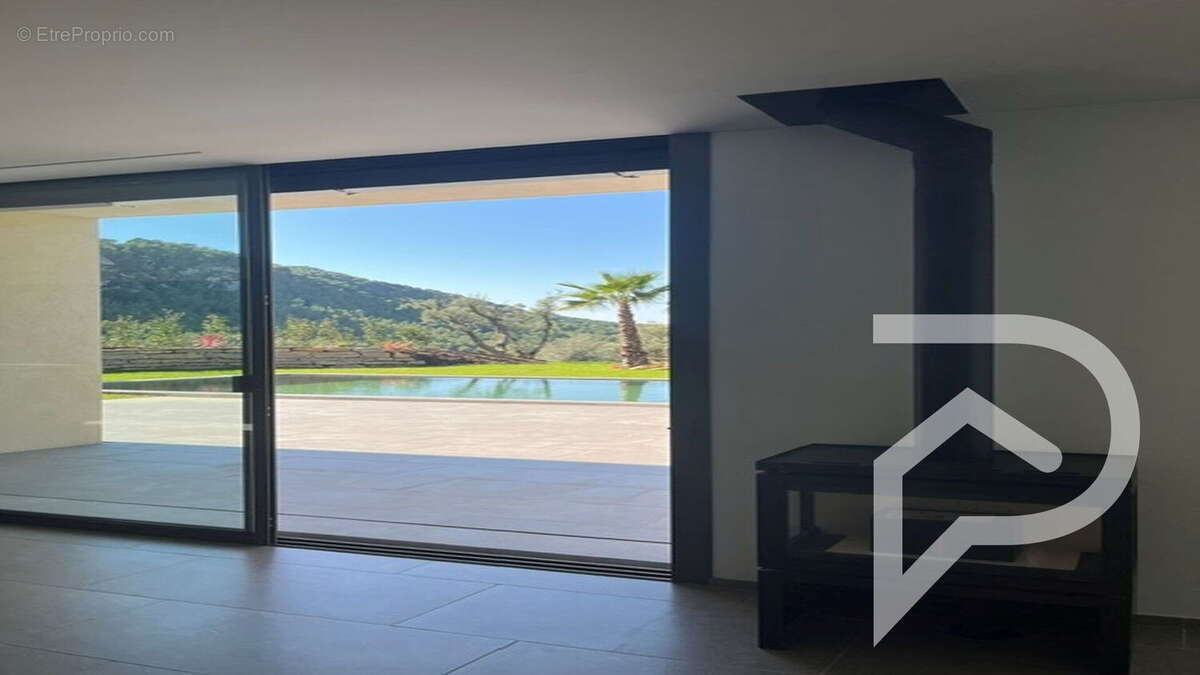 Maison à LA CADIERE-D&#039;AZUR