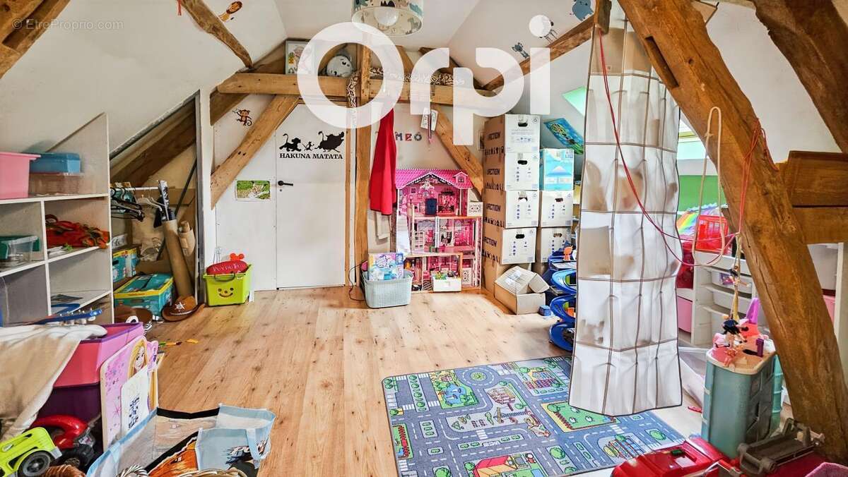 Maison à MOYENNEVILLE