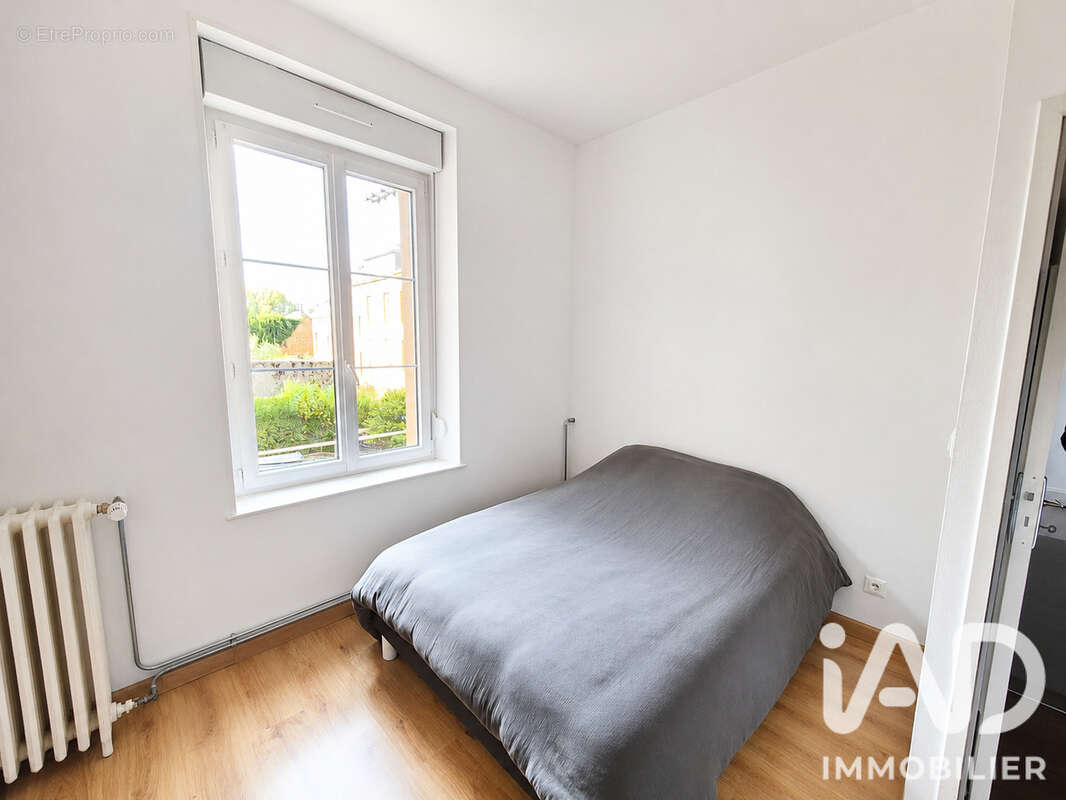 Appartement 450 m² à Charleville-Mezieres  - photo 8