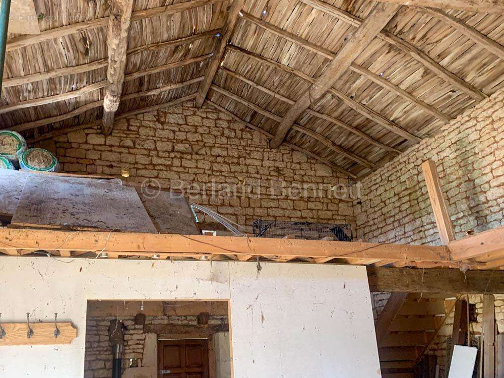 Maison à SAUZE-VAUSSAIS