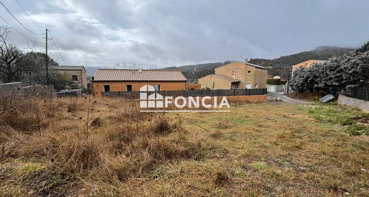 Terrain à DIGNE-LES-BAINS