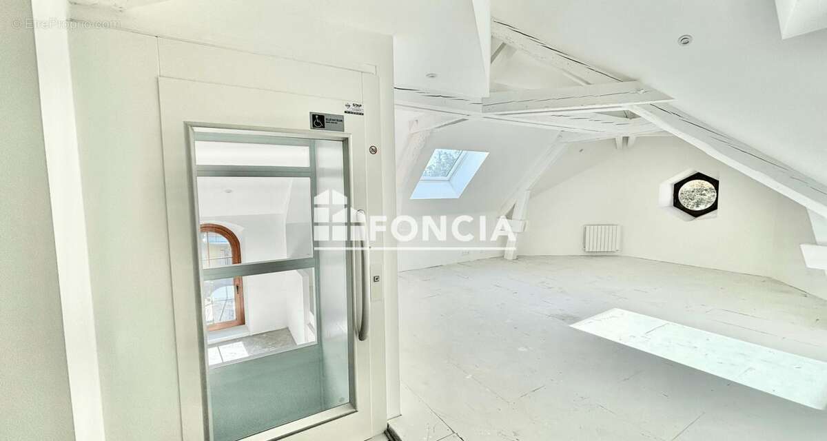 Appartement à AIX-LES-BAINS