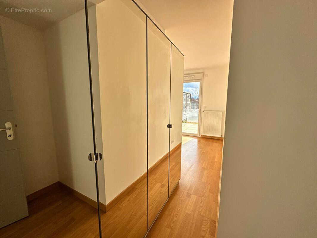 Appartement à VILLE-LA-GRAND