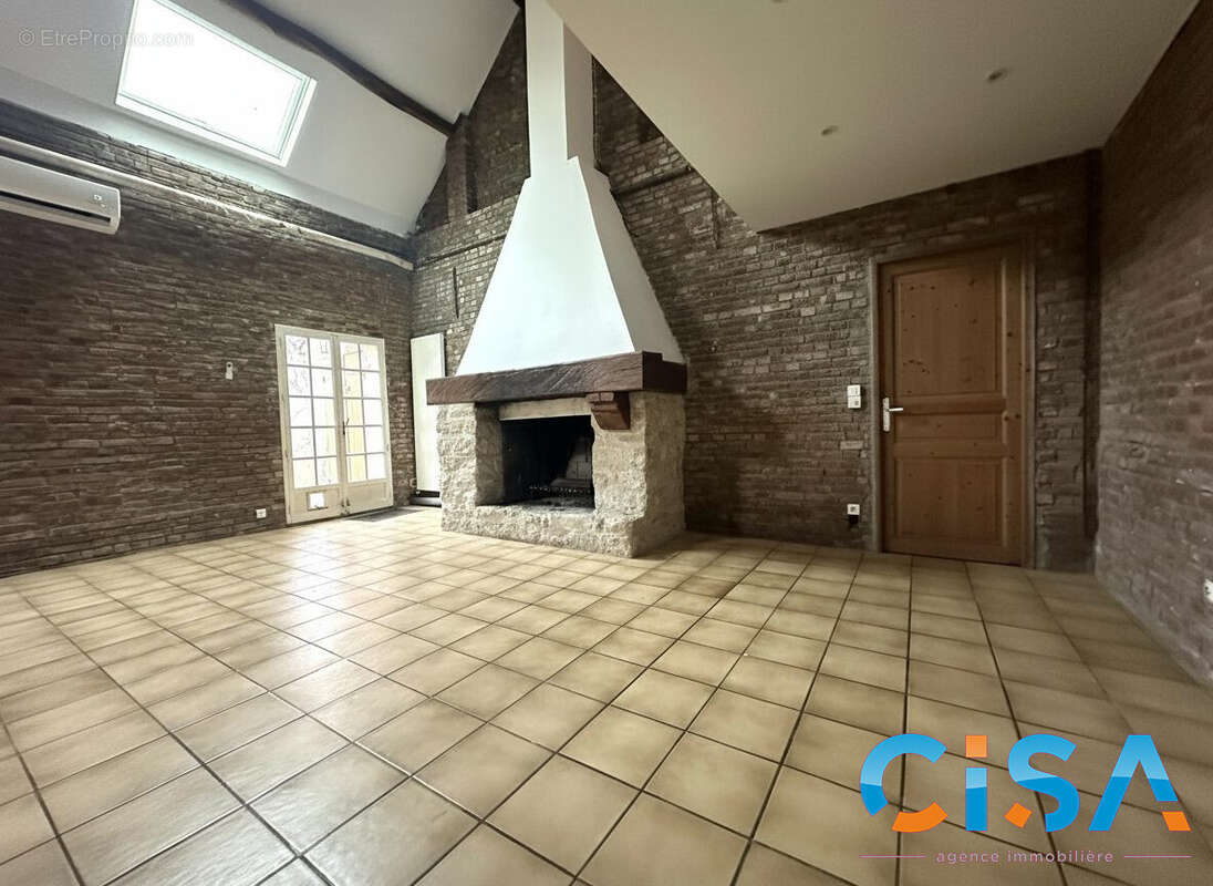 Maison à NEUILLY-EN-THELLE