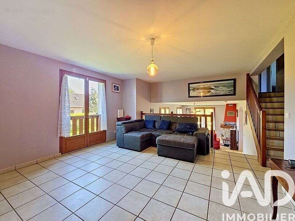 Photo 9 - Maison à PERS-JUSSY
