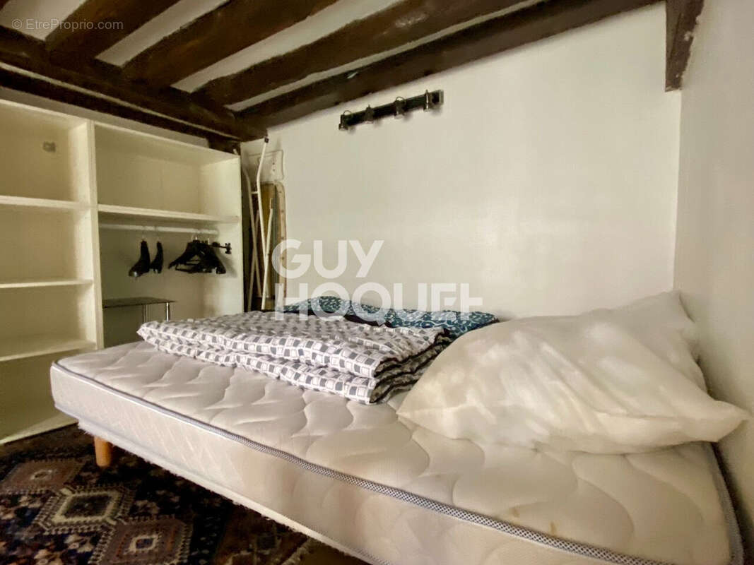 Appartement à PARIS-4E