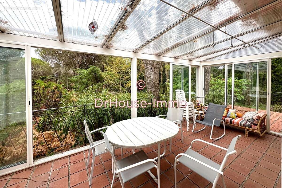 Maison à VILLEMOUSTAUSSOU