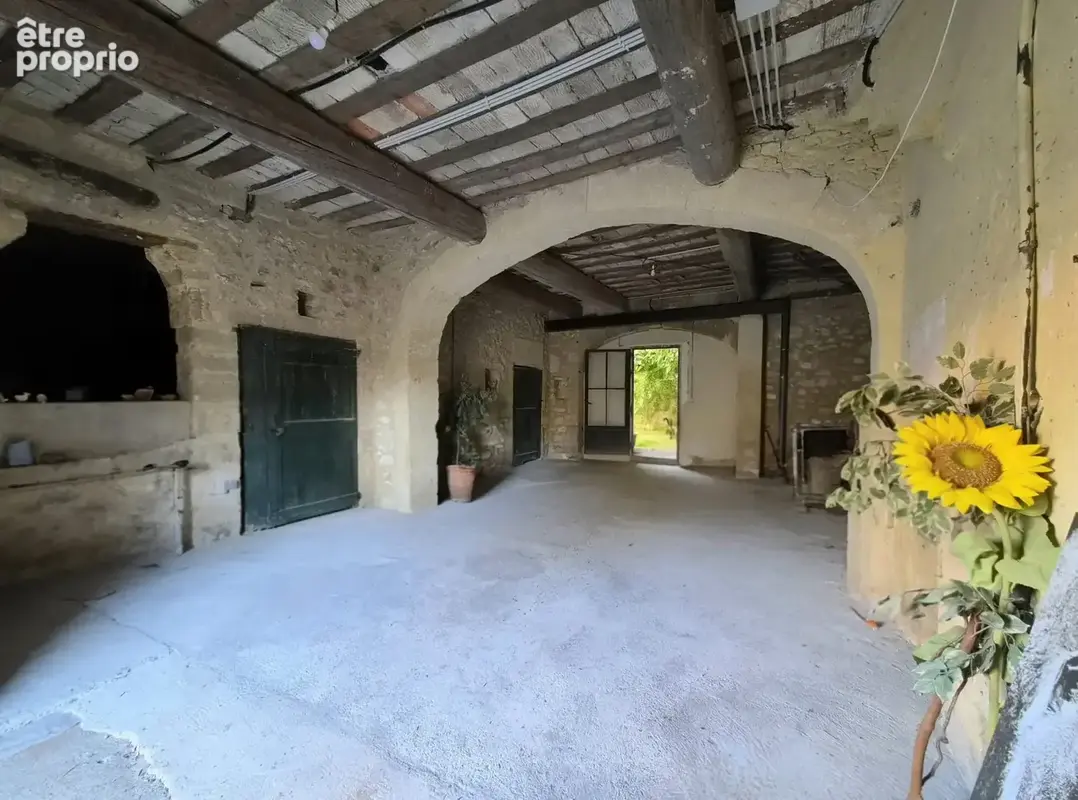 Maison 5 pièces 109 m² à vendre à Sommieres (30250) - photo 2