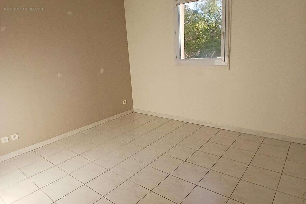 Appartement à MARSEILLE-9E
