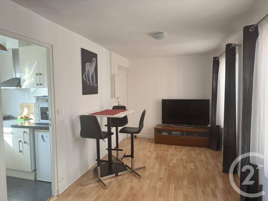 Appartement à FONTENAY-SOUS-BOIS