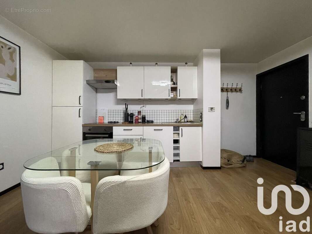 Photo 8 - Appartement à ROMAINVILLE